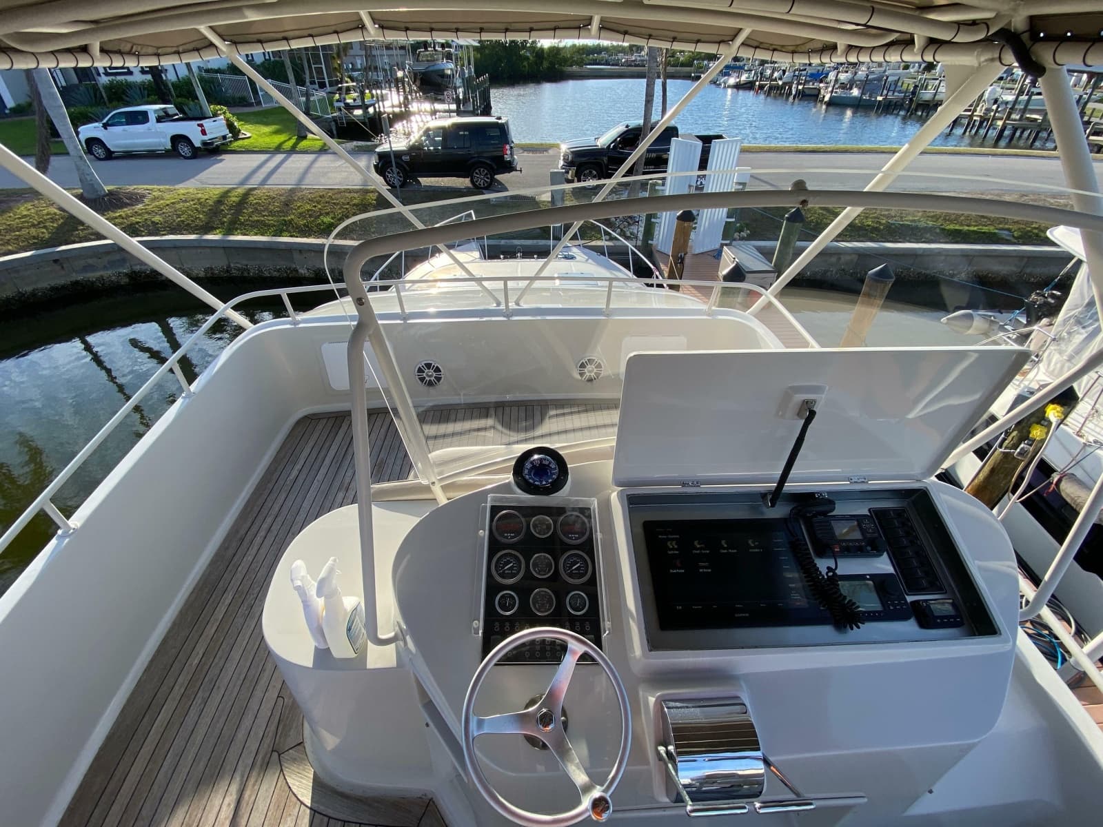 1995 Mares 58 Power Cat - Photo 18