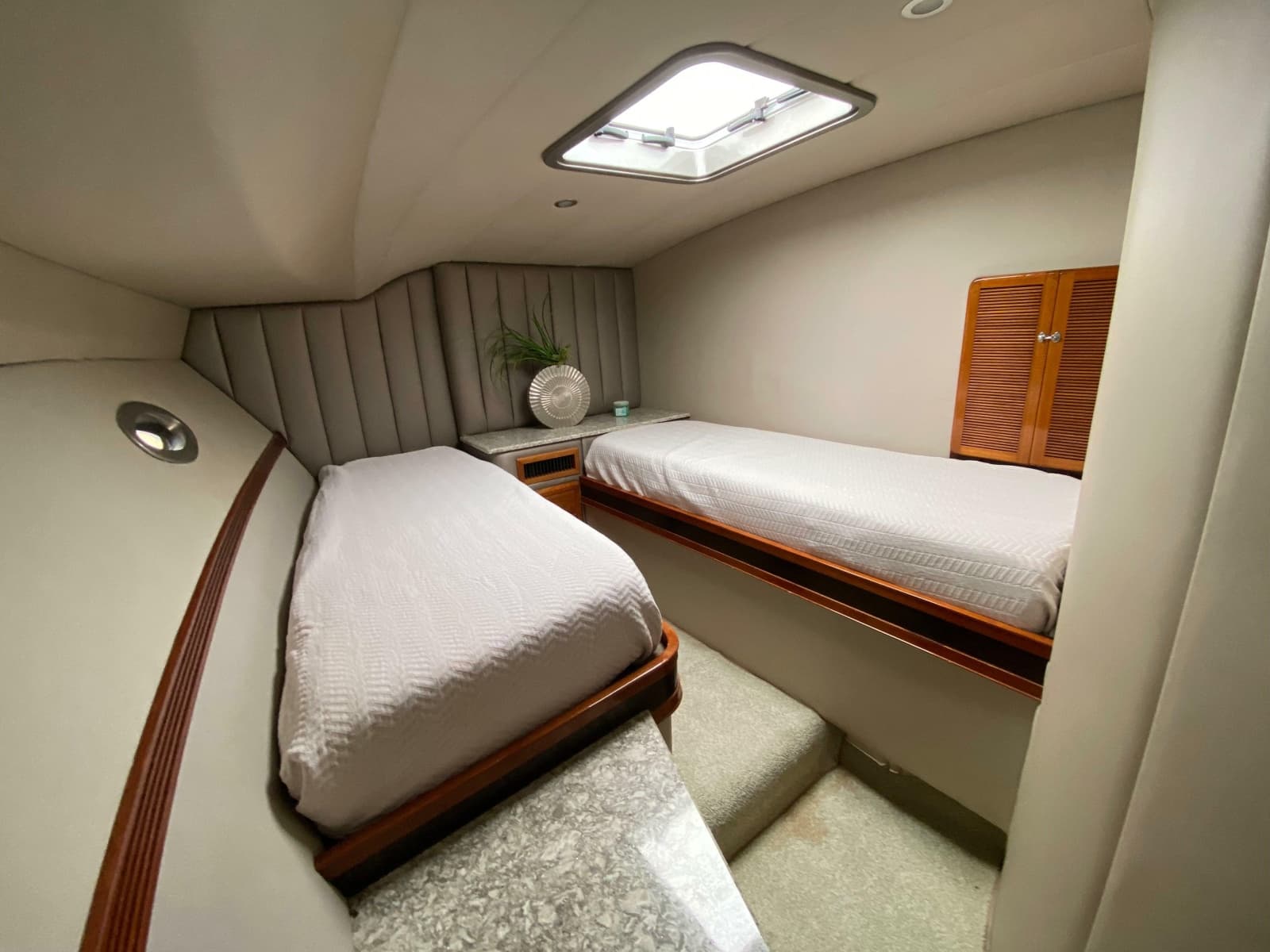 1995 Mares 58 Power Cat - Photo 58