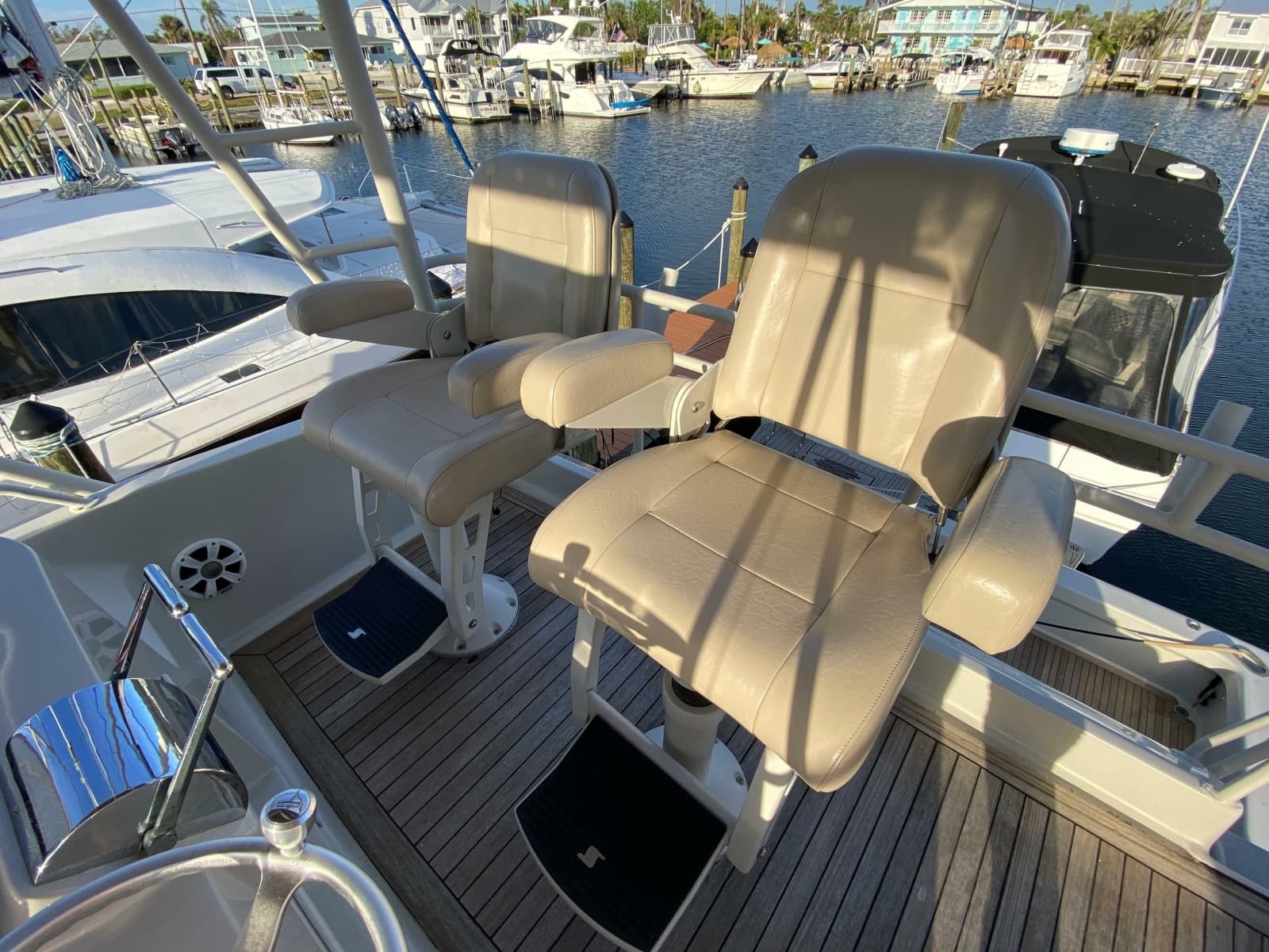 1995 Mares 58 Power Cat - Photo 15