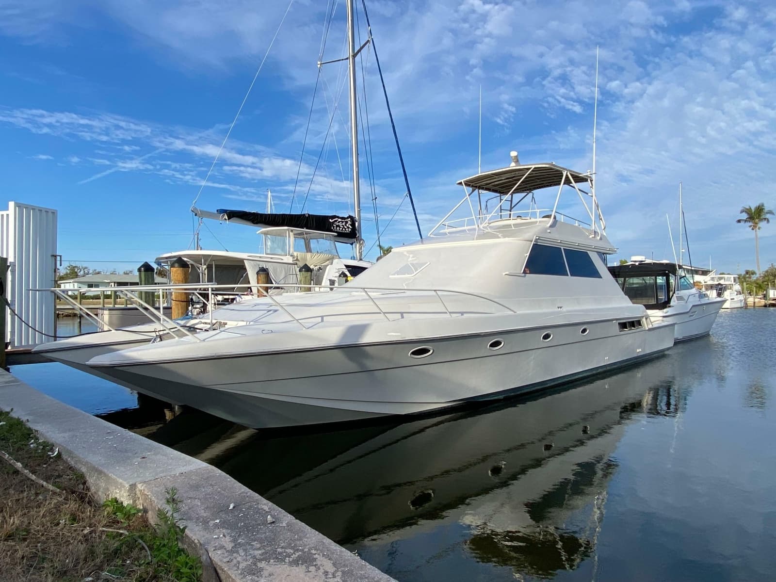 1995 Mares 58 Power Cat - Photo 1