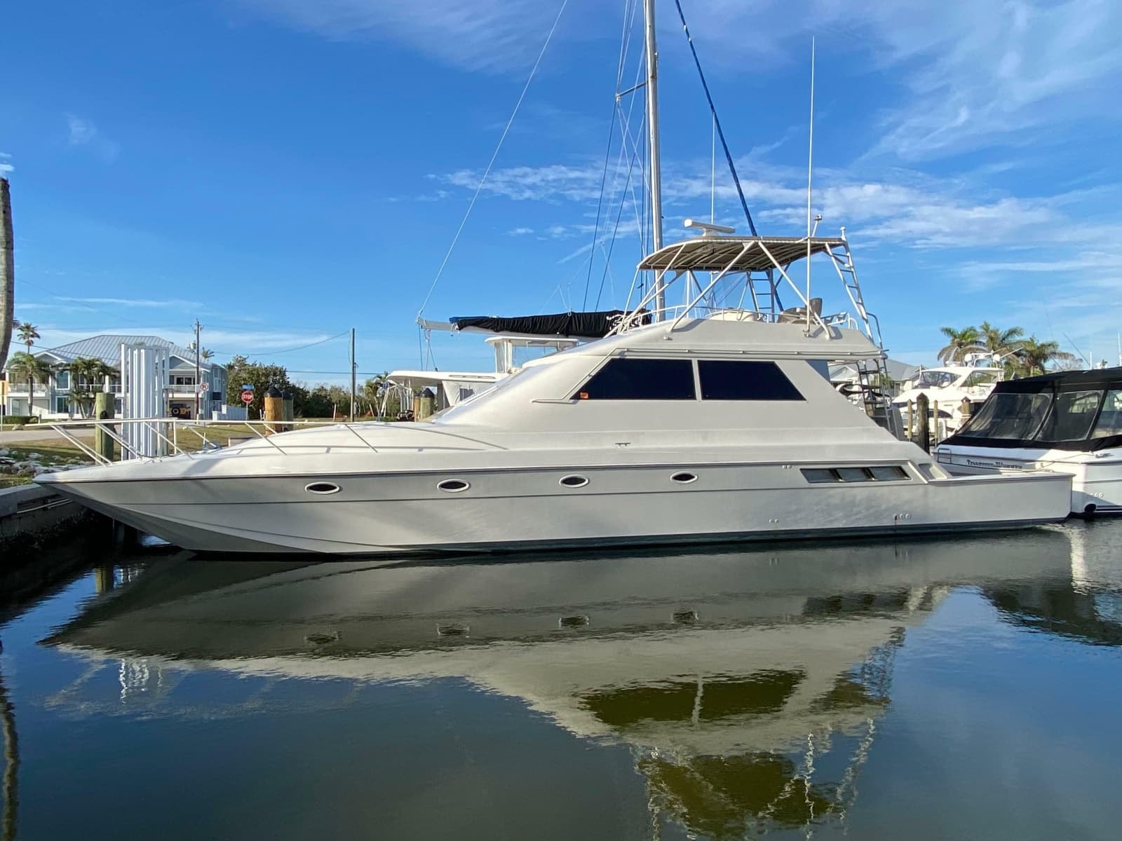 1995 Mares 58 Power Cat - Photo 2