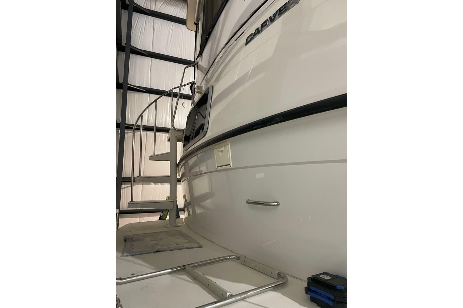 1994 Carver 370 Aft Cabin Motor Yacht - Photo 5