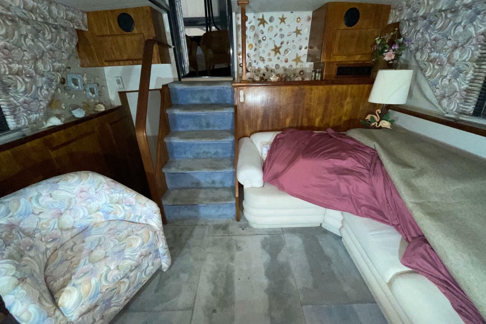 1994 Carver 370 Aft Cabin Motor Yacht - Photo 27