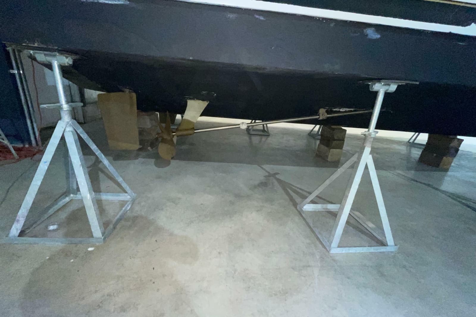 1994 Carver 370 Aft Cabin Motor Yacht - Photo 13