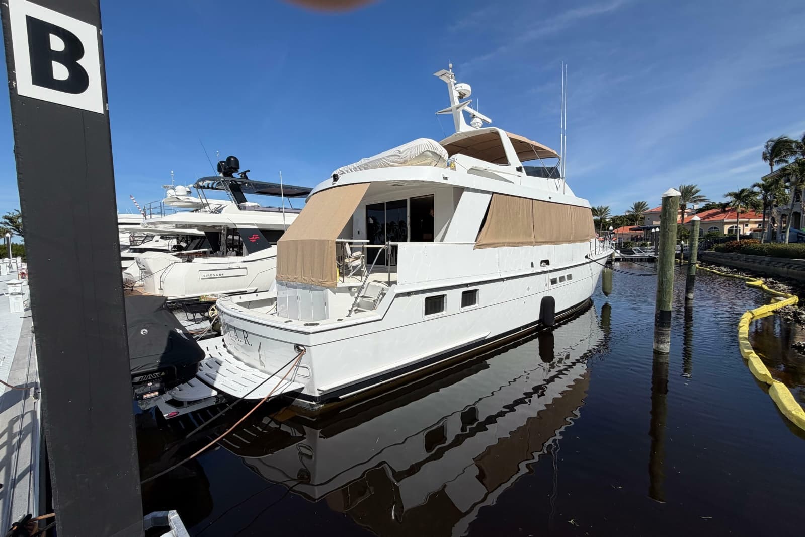 1991 Hatteras 70 Cockpit Motor Yacht - Photo 16
