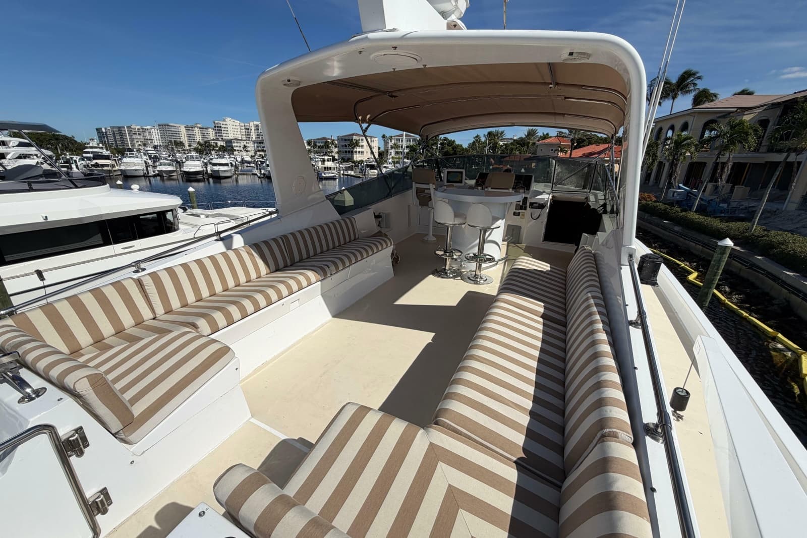 1991 Hatteras 70 Cockpit Motor Yacht - Photo 49