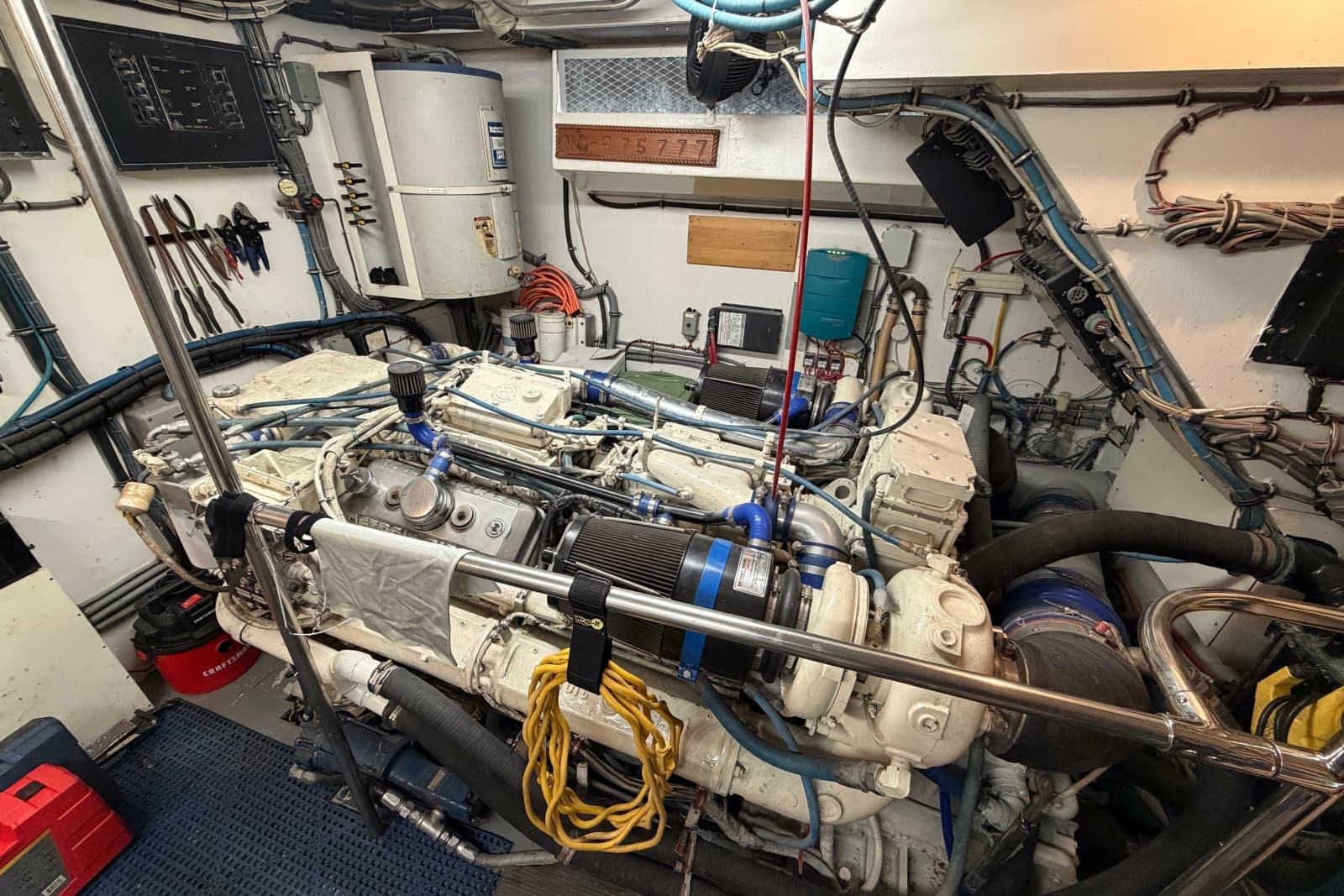 1991 Hatteras 70 Cockpit Motor Yacht - Photo 113