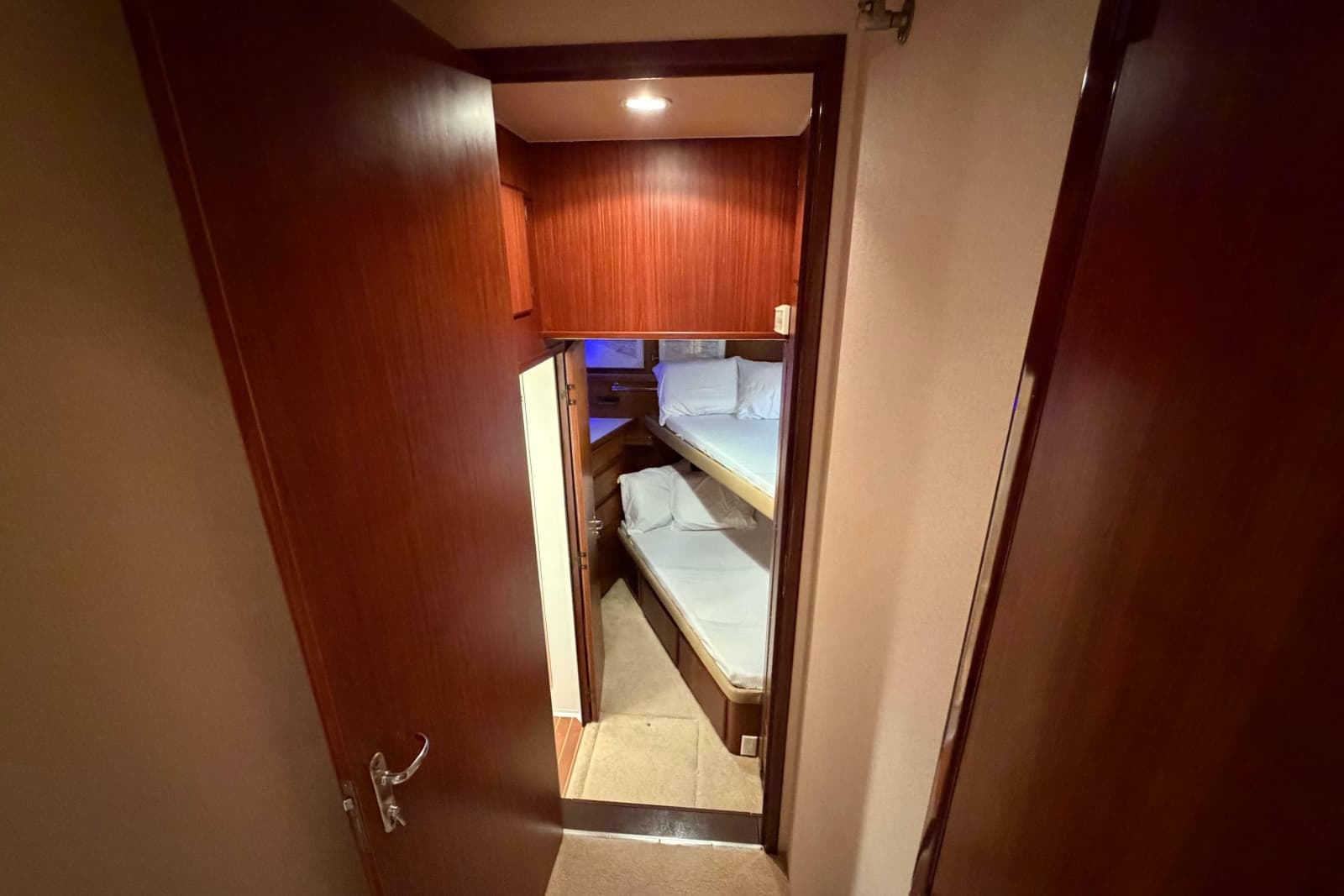 1991 Hatteras 70 Cockpit Motor Yacht - Photo 90