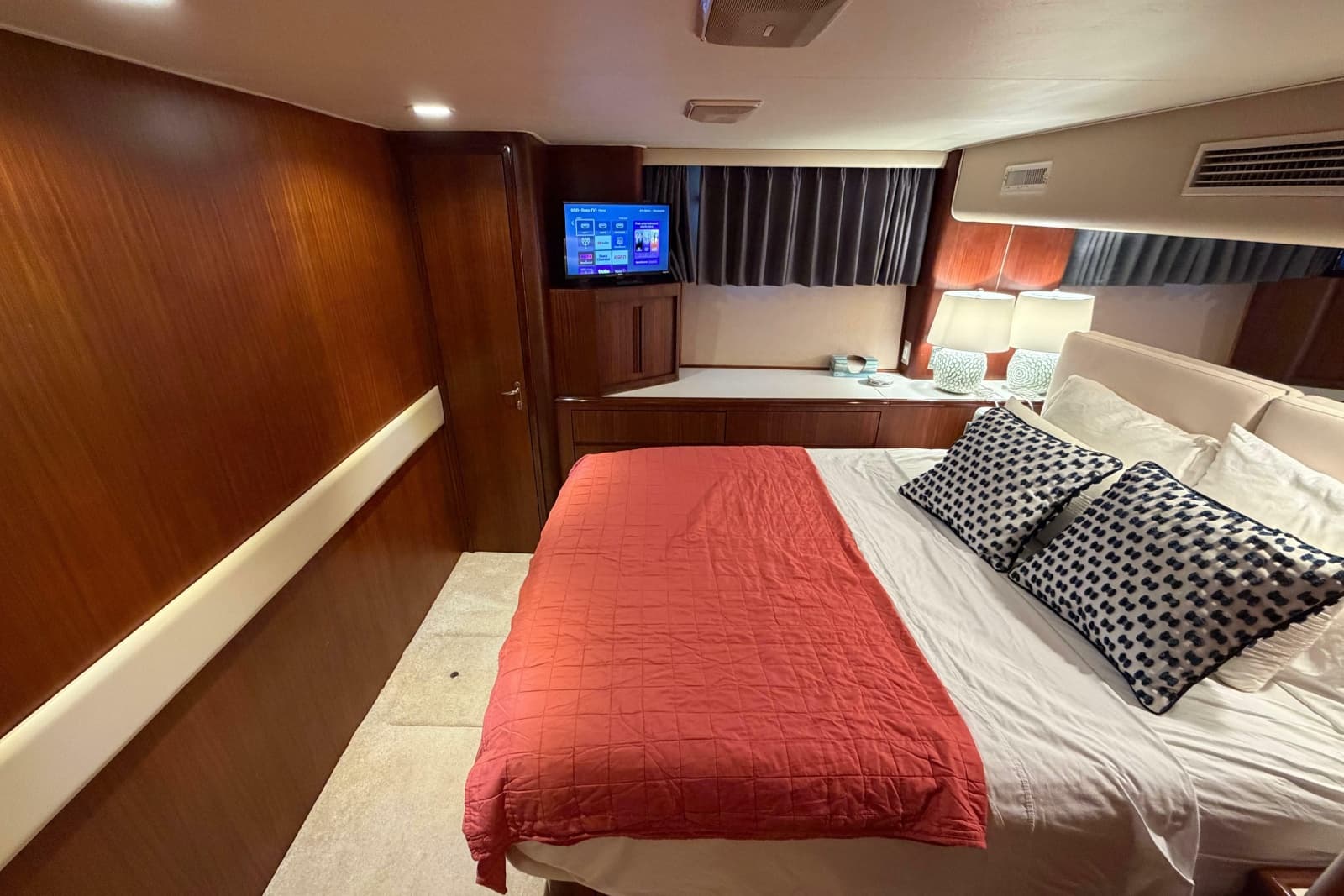 1991 Hatteras 70 Cockpit Motor Yacht - Photo 77