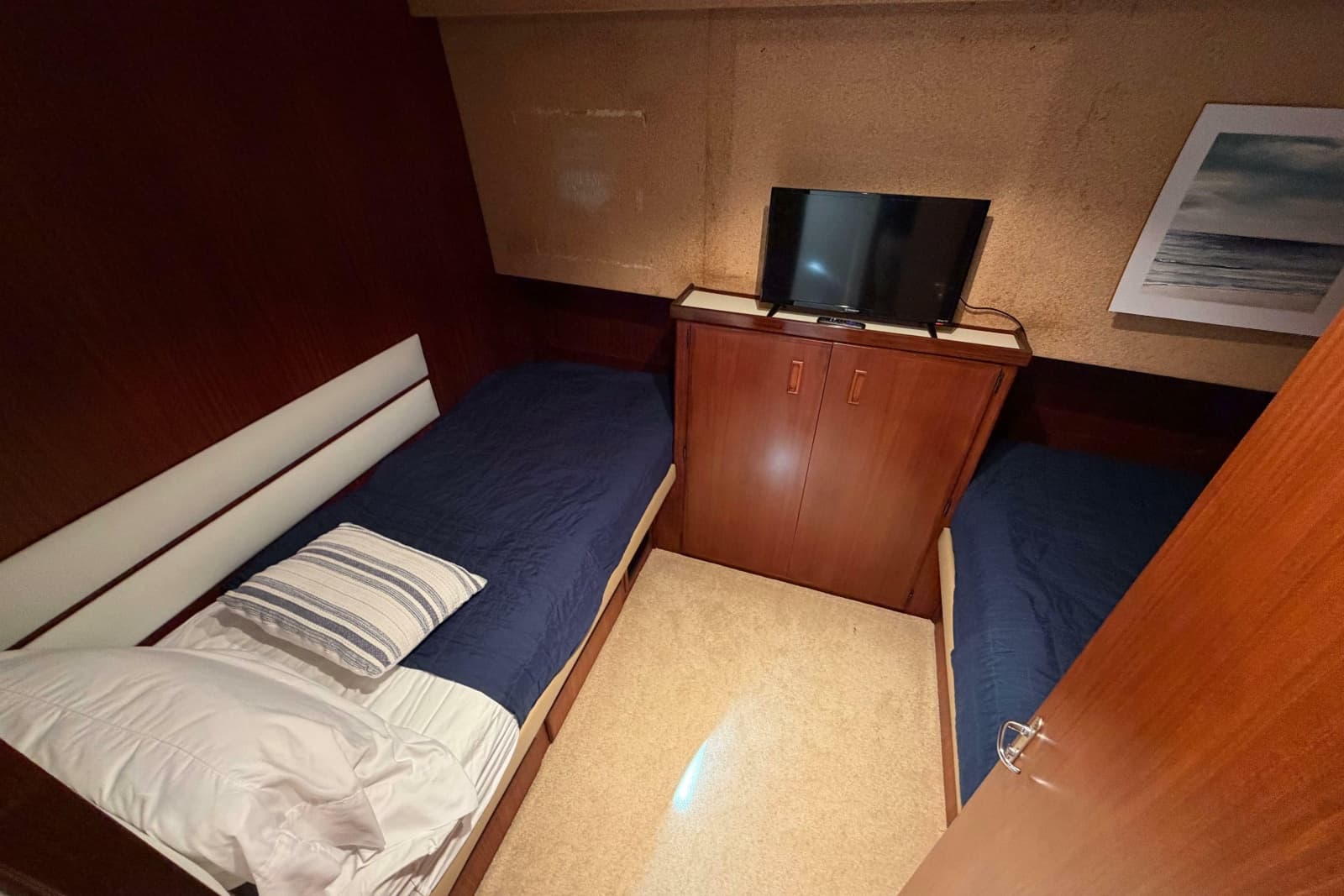 1991 Hatteras 70 Cockpit Motor Yacht - Photo 83