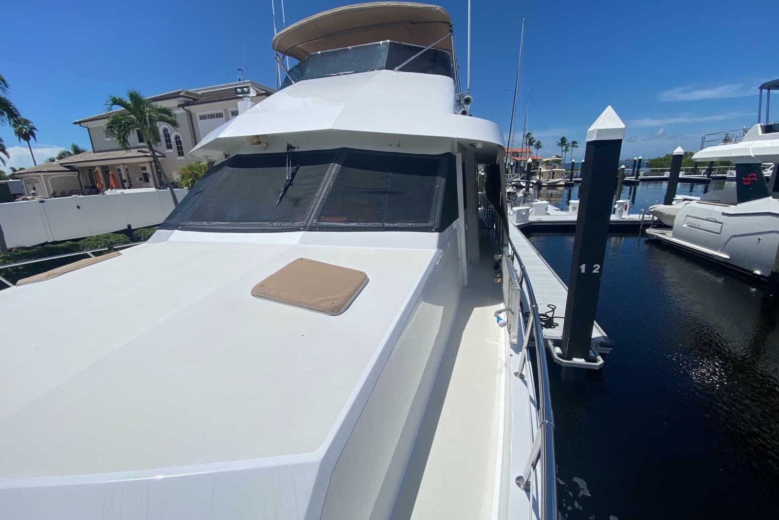 1991 Hatteras 70 Cockpit Motor Yacht - Photo 7