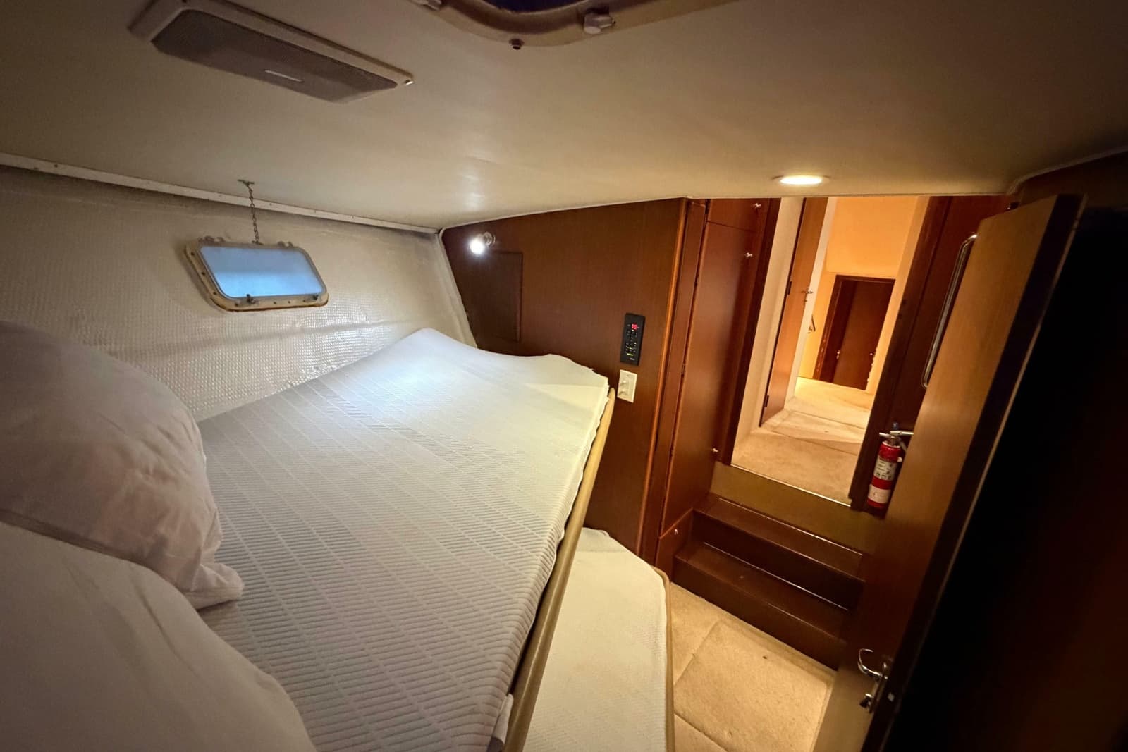 1991 Hatteras 70 Cockpit Motor Yacht - Photo 92
