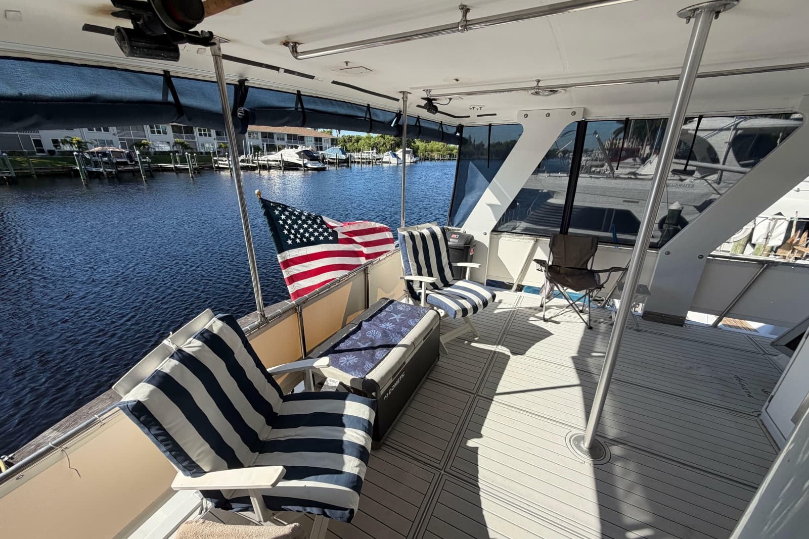 1987 Hi-Star 55 Yacht Fisherman - Photo 6