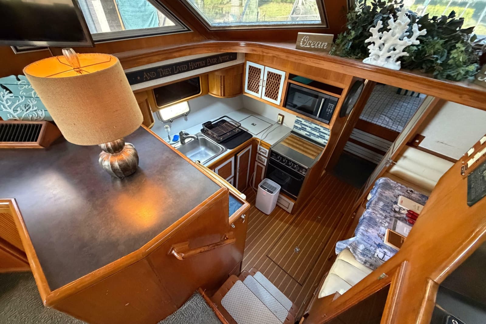 1987 Hi-Star 55 Yacht Fisherman - Photo 30