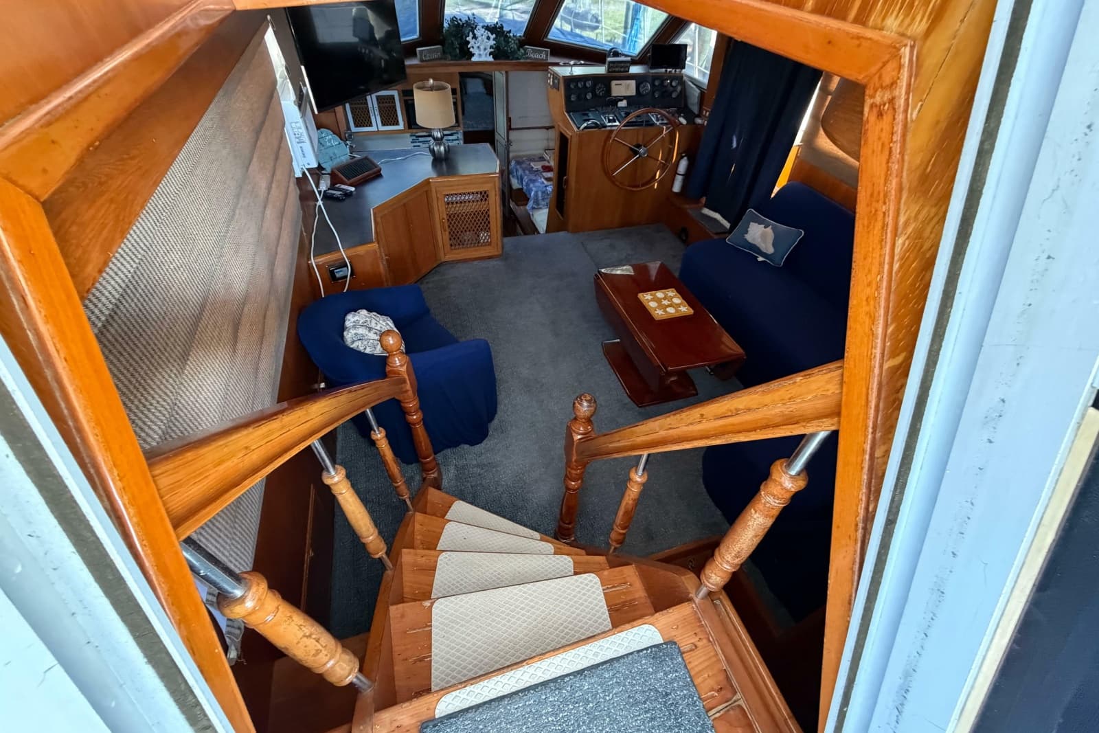 1987 Hi-Star 55 Yacht Fisherman - Photo 26