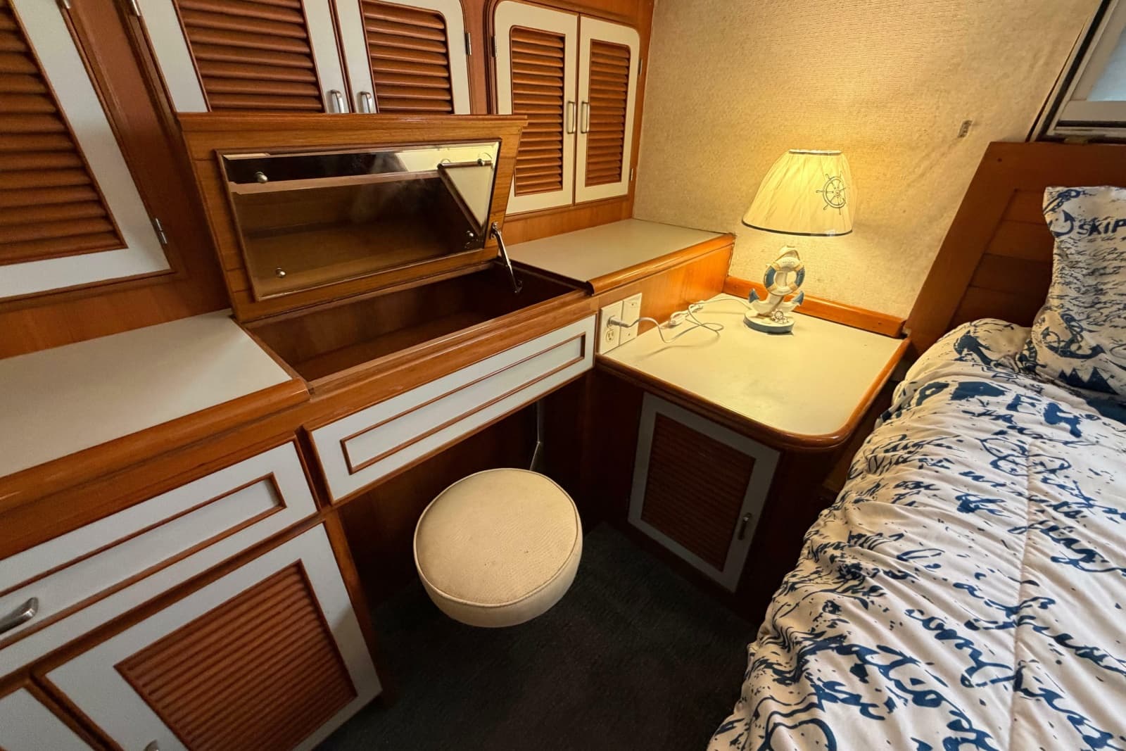 1987 Hi-Star 55 Yacht Fisherman - Photo 44