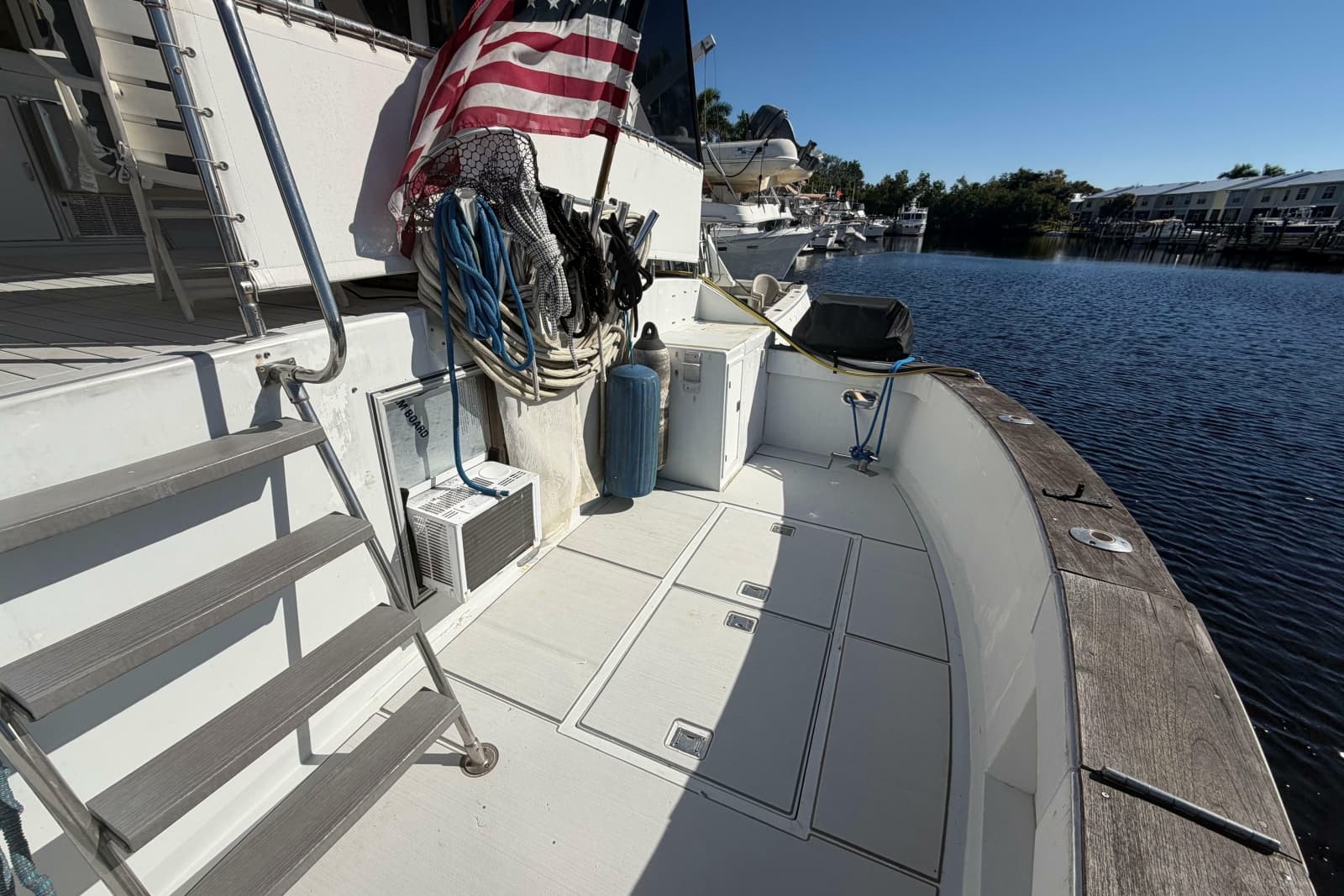 1987 Hi-Star 55 Yacht Fisherman - Photo 20