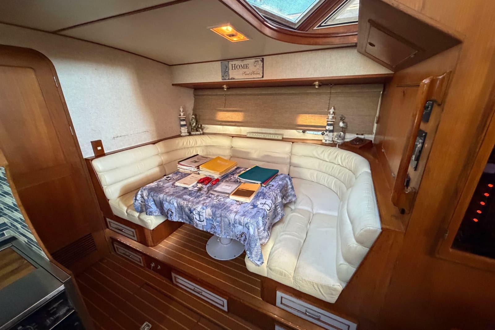 1987 Hi-Star 55 Yacht Fisherman - Photo 31