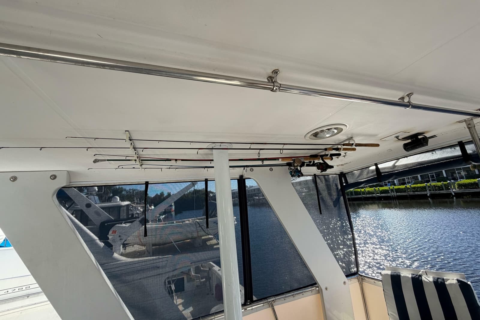 1987 Hi-Star 55 Yacht Fisherman - Photo 10
