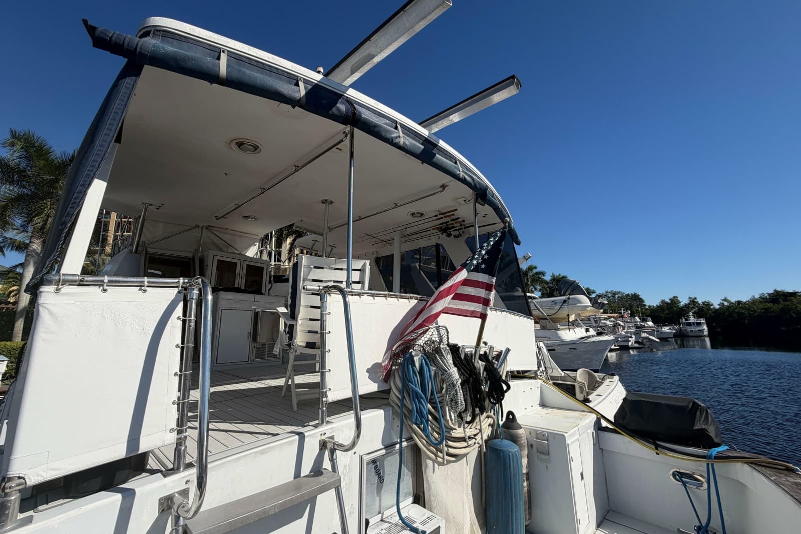 1987 Hi-Star 55 Yacht Fisherman - Photo 19