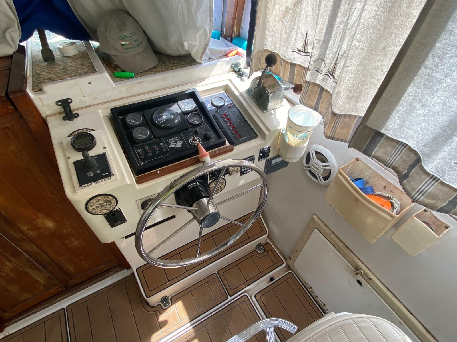 1986 Albin 34 Family Cruiser - Photo 13