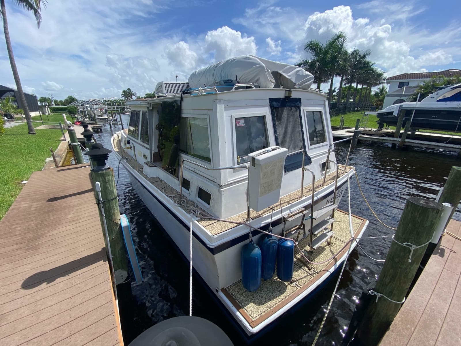 1986 Albin 34 Family Cruiser - Photo 3
