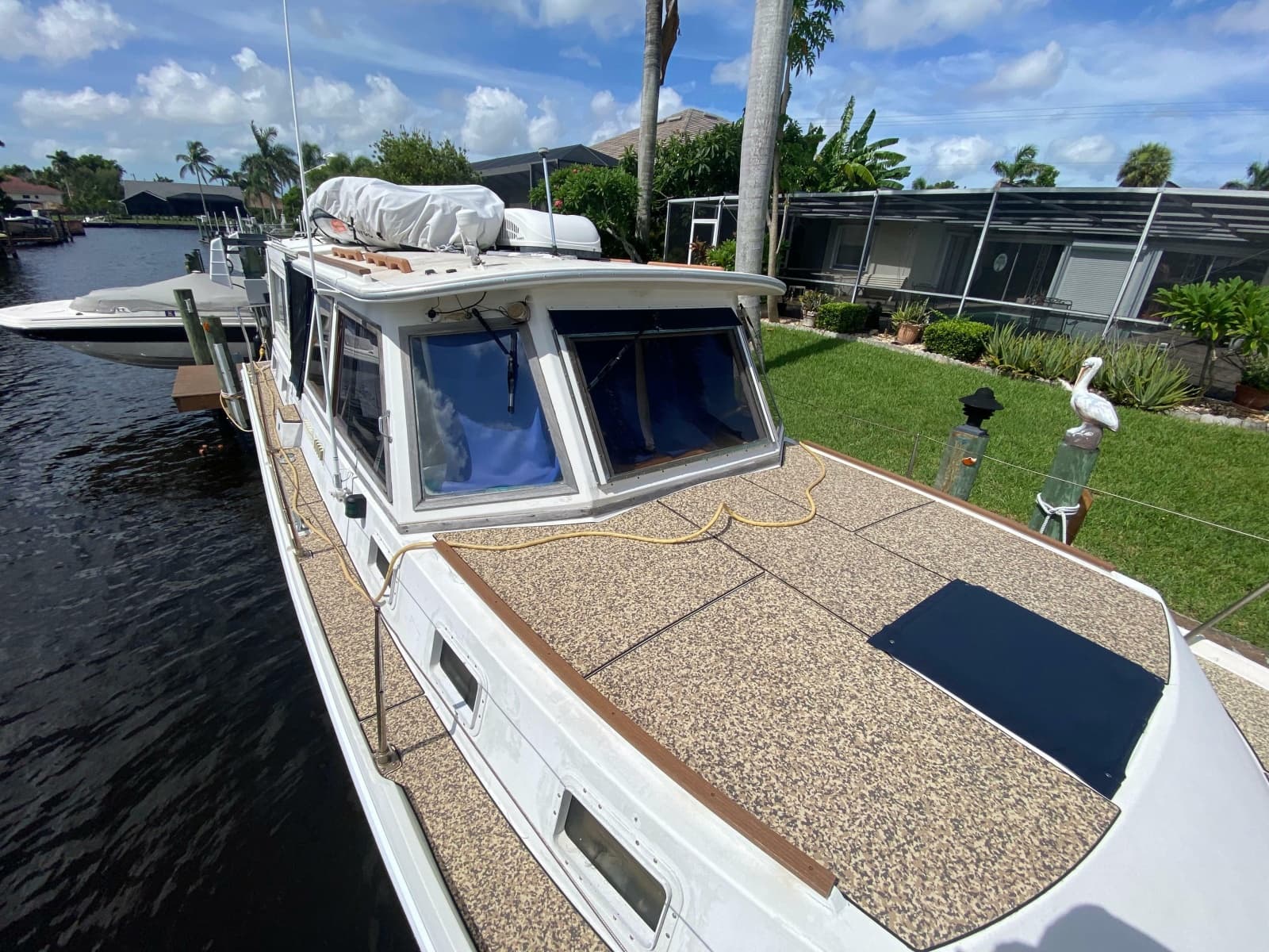 1986 Albin 34 Family Cruiser - Photo 5