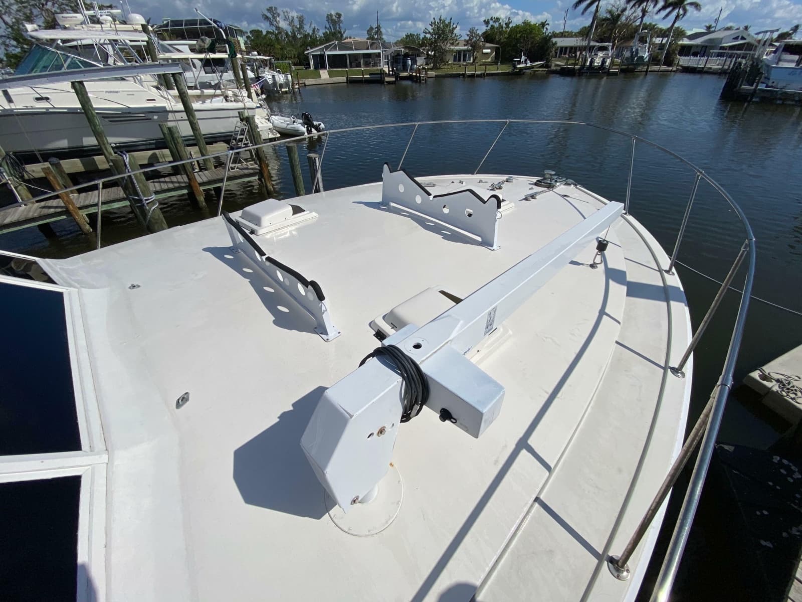 1982 Bertram 46.6 - Photo 8