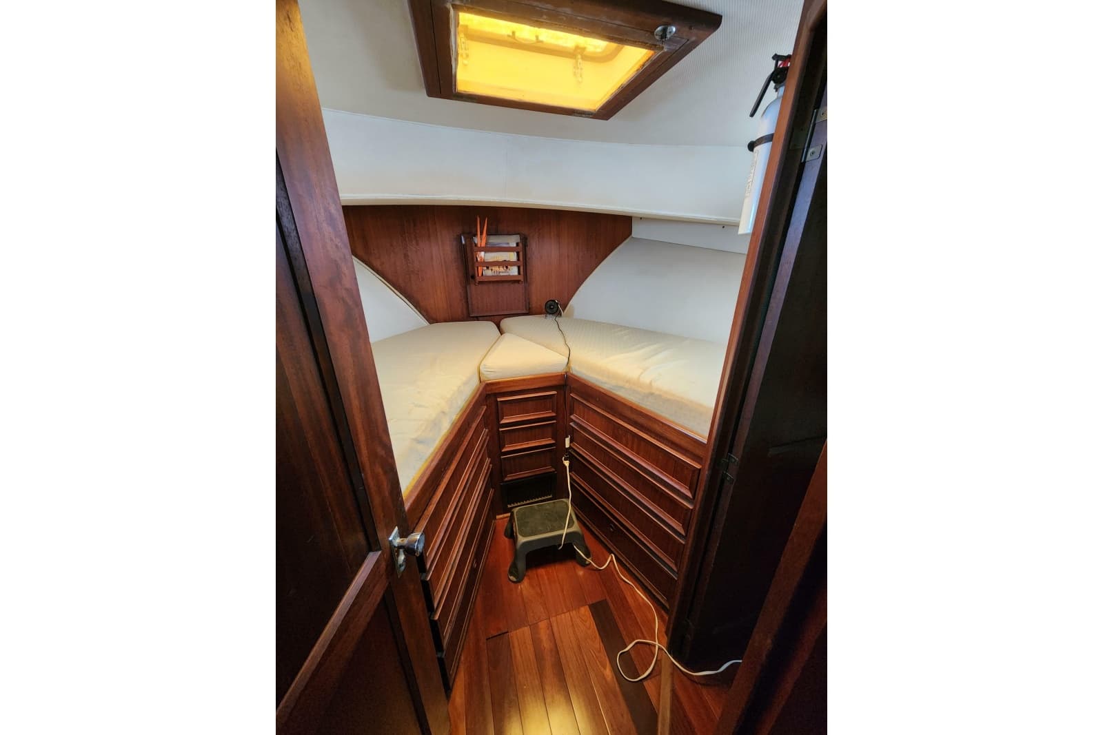 1976 Hatteras 42 Long Range Cruiser - Photo 7