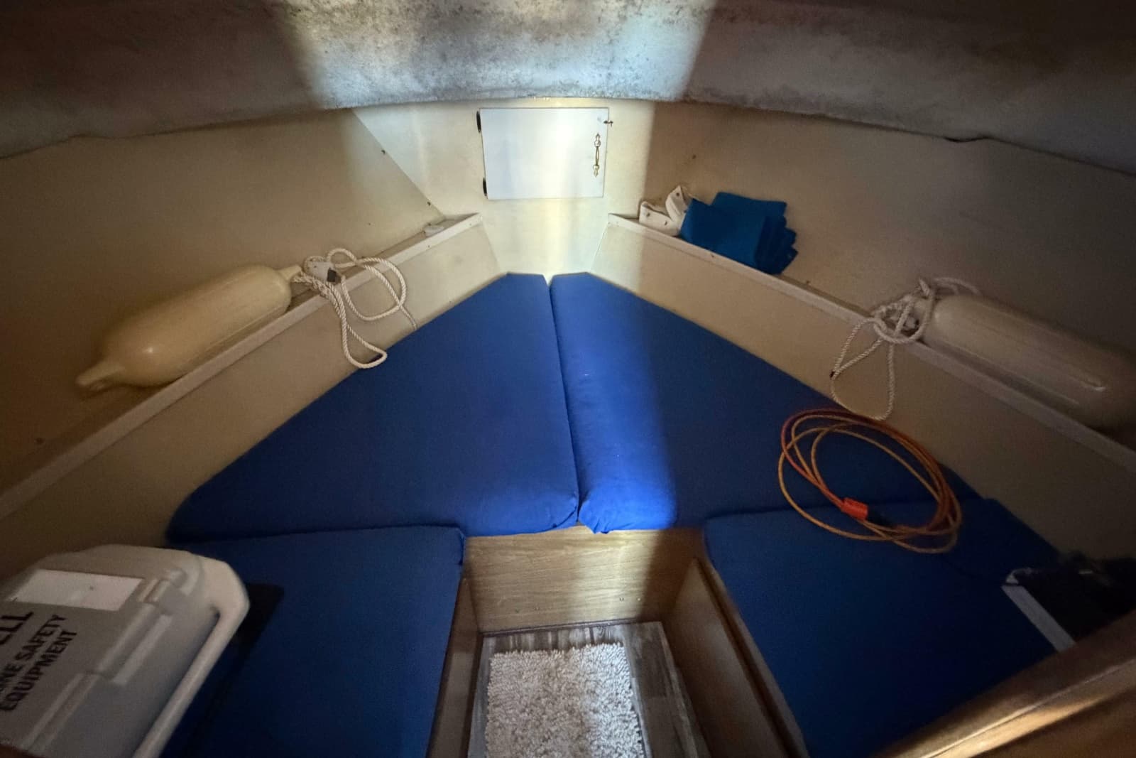 1973 Chris-Craft 31 Commander - Photo 17