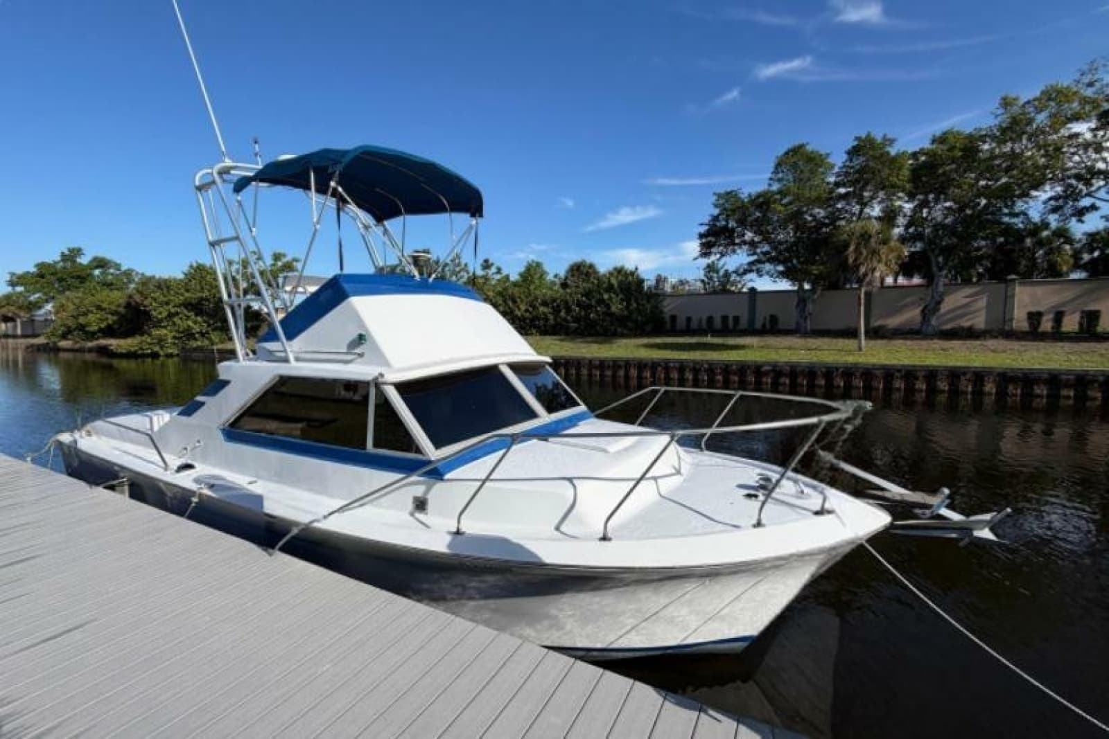 1973 Chris-Craft 31 Commander - Photo 1