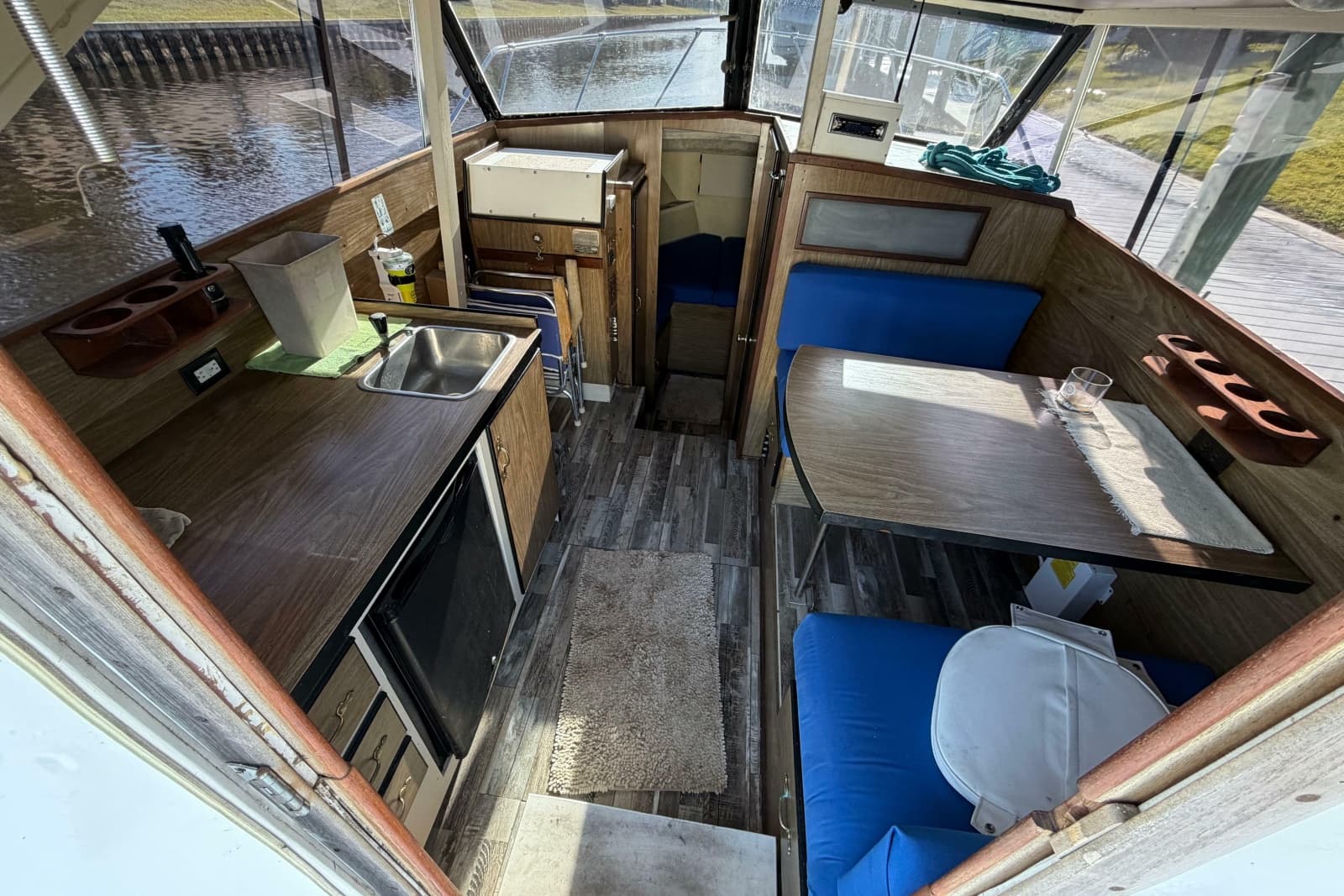 1973 Chris-Craft 31 Commander - Photo 11