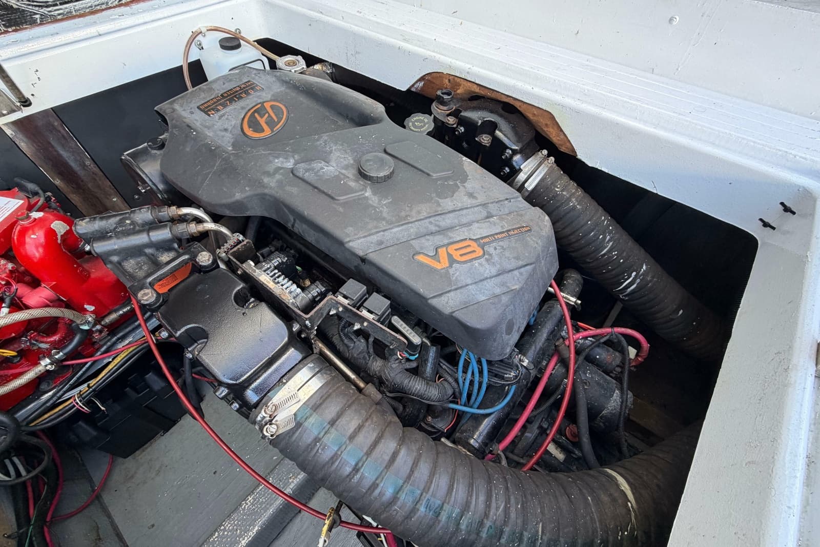 1973 Chris-Craft 31 Commander - Photo 29