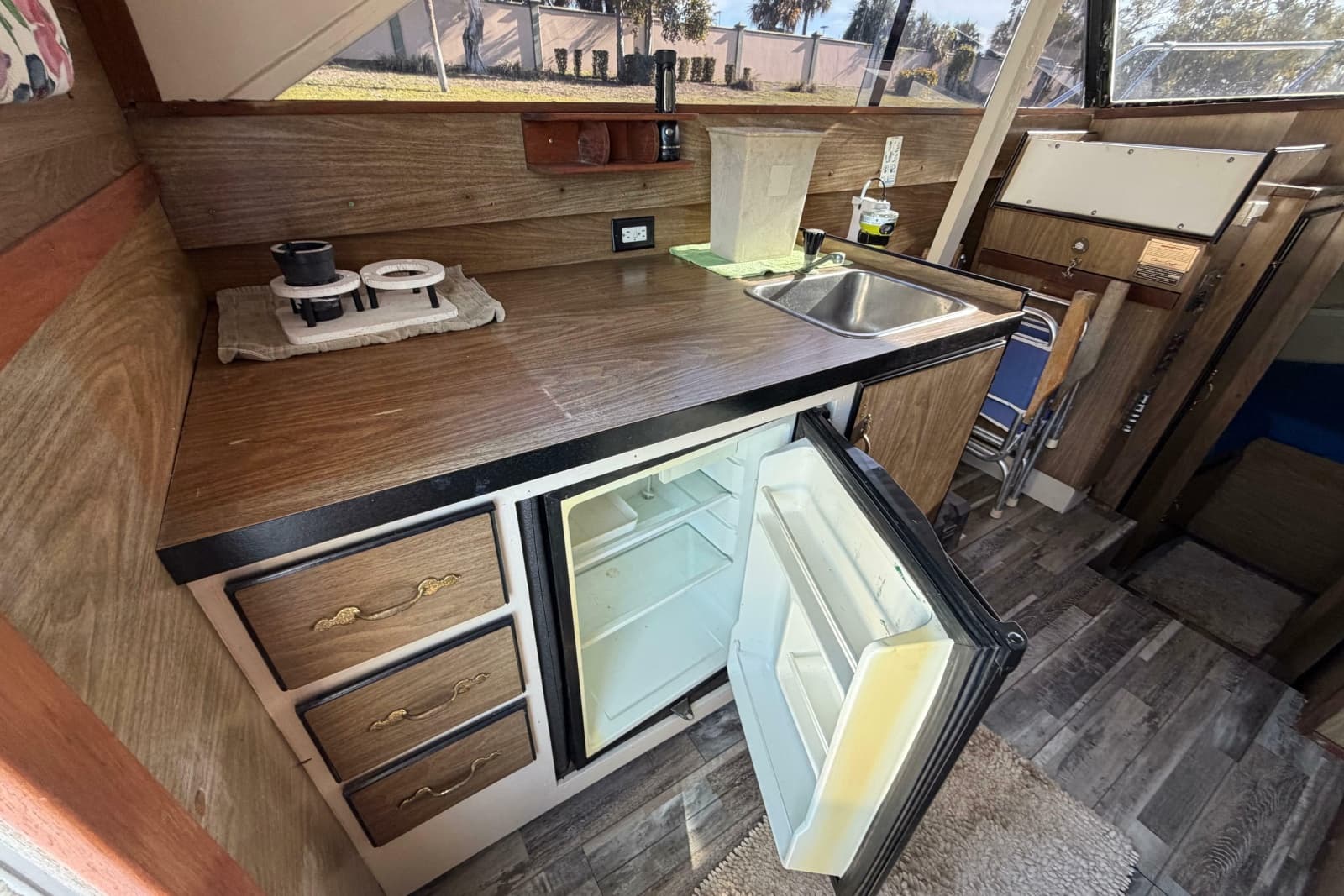 1973 Chris-Craft 31 Commander - Photo 12