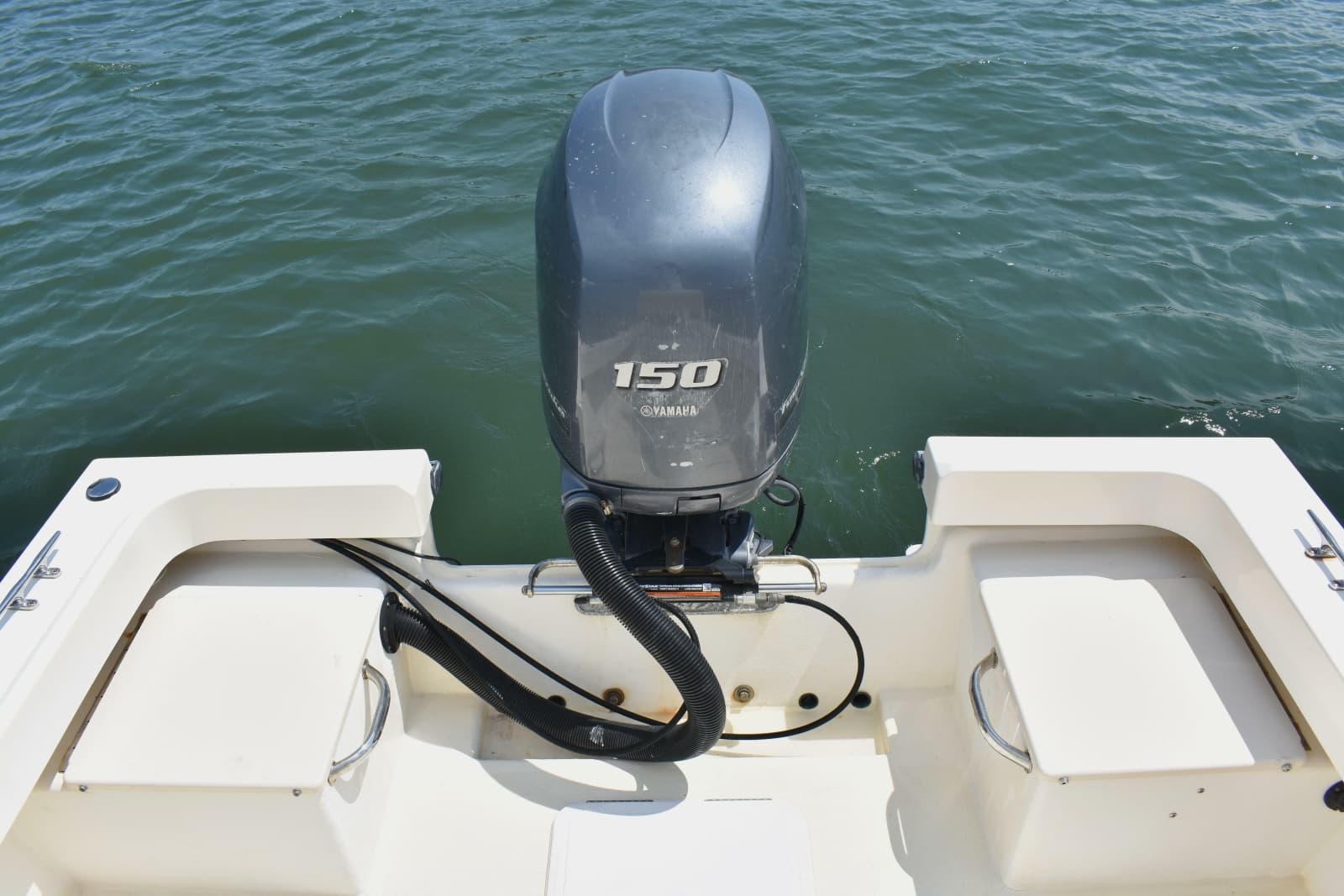 2005 Parker 1801 Center Console - Photo 15