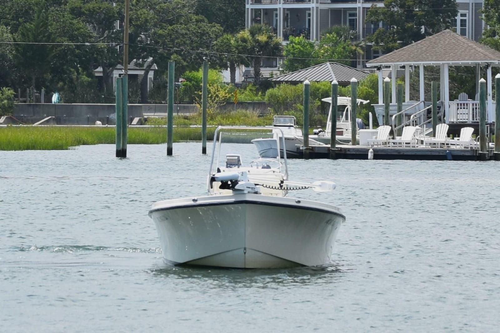 2005 Parker 1801 Center Console - Photo 2