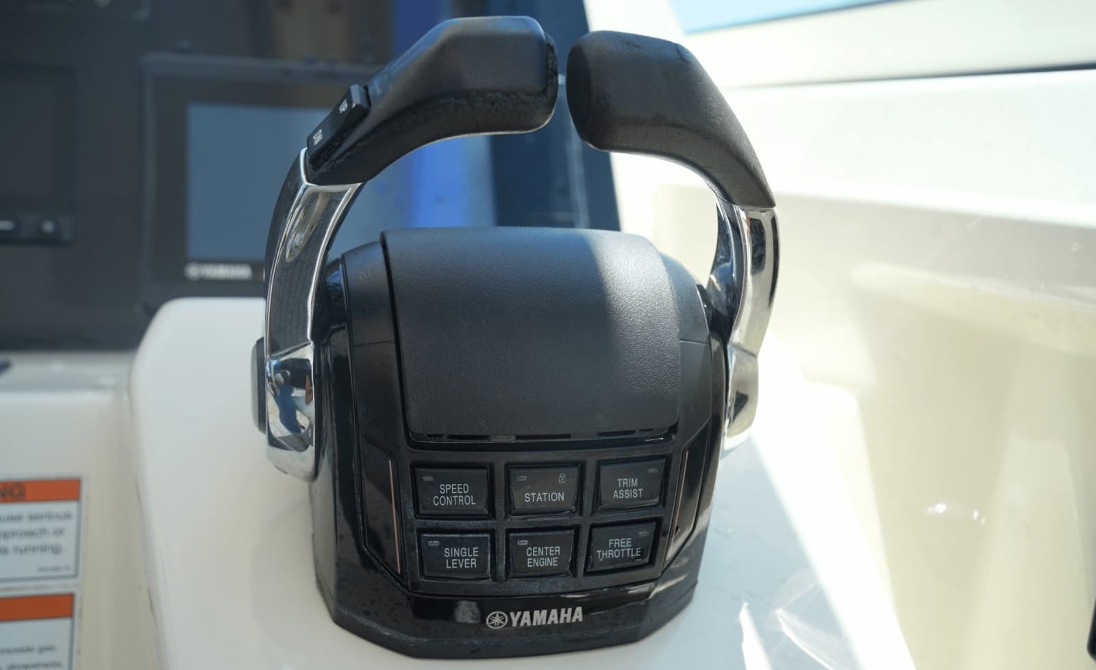 2021 Cobia 330DC - Photo 29