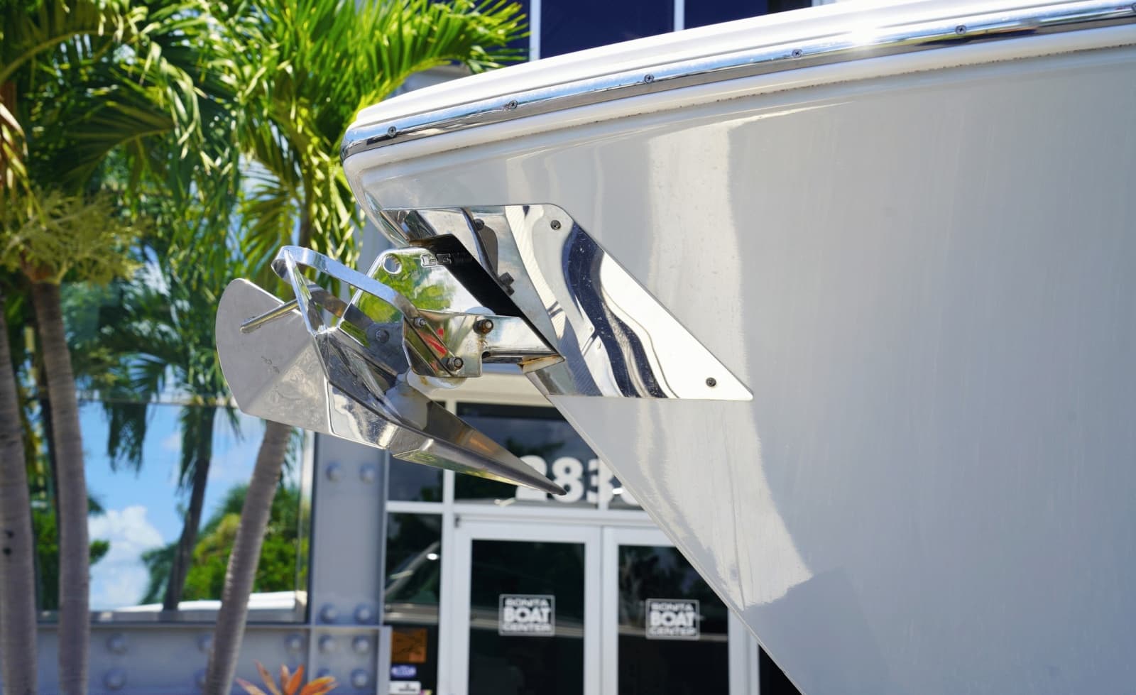 2021 Cobia 330DC - Photo 6