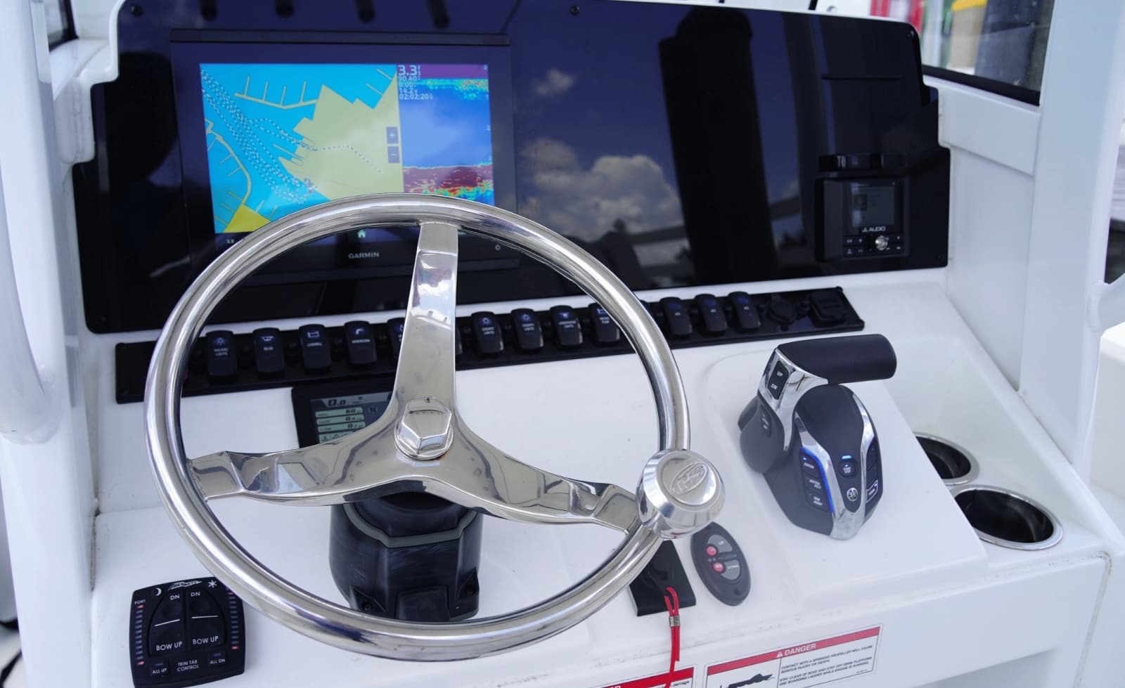 2024 Sea Hunt Ultra 239SE - Photo 14