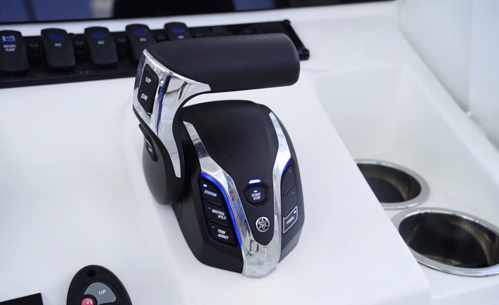 2024 Sea Hunt Ultra 239SE - Photo 16