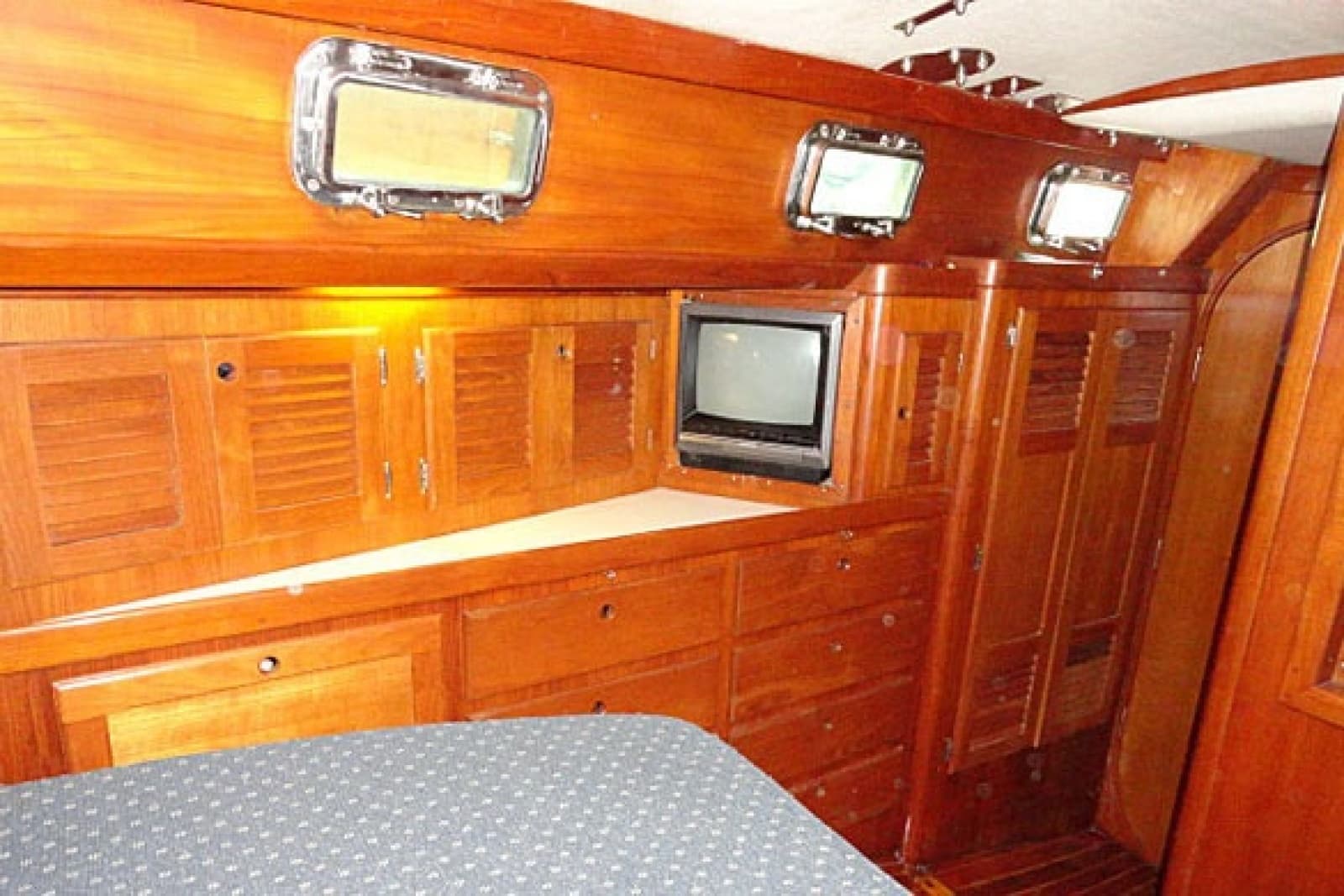 1987 Bristol 47.7 - Photo 15