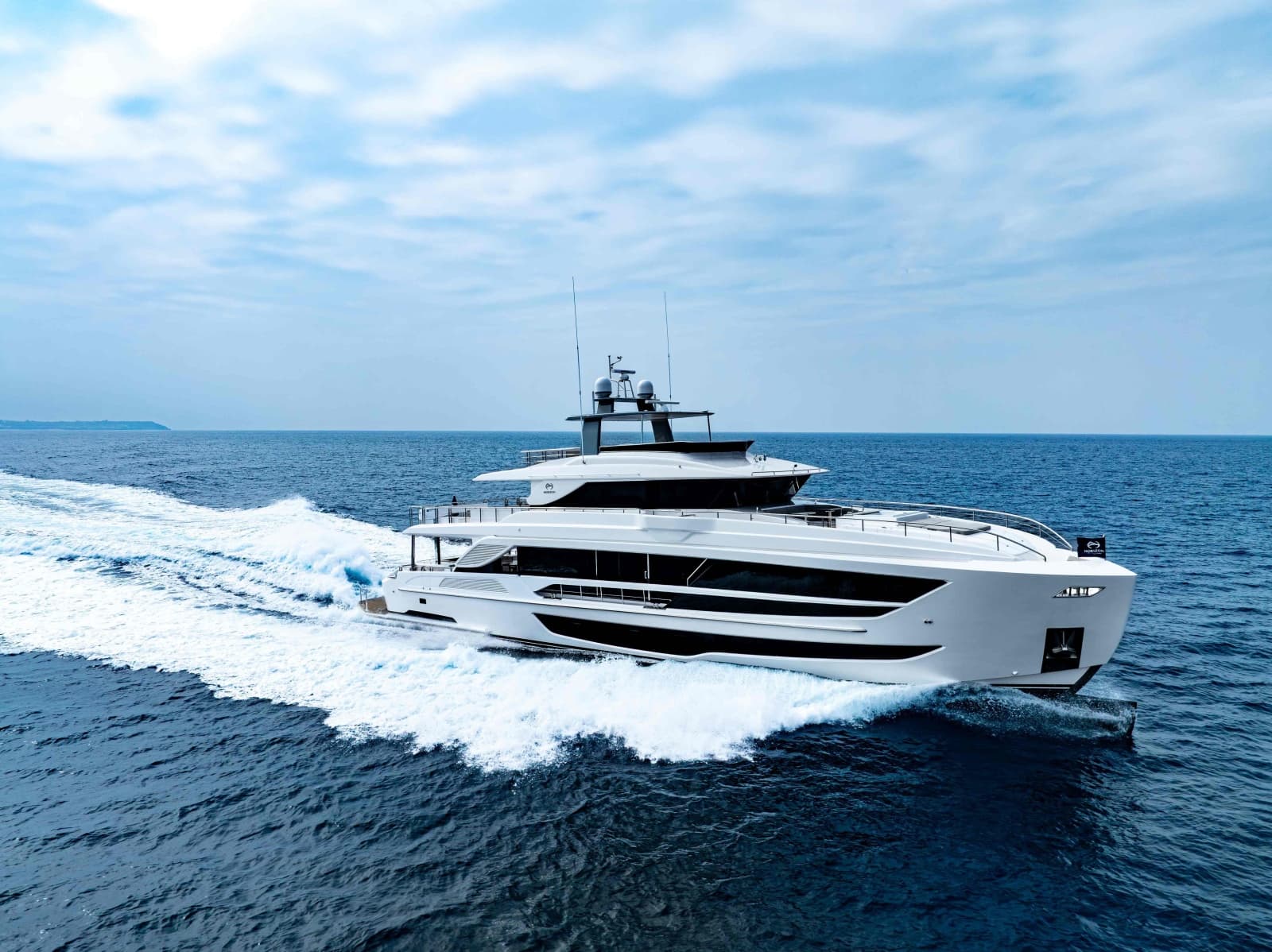 2027 Horizon FD110 - Photo 2