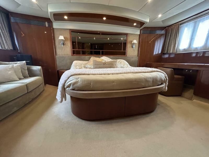 2008 Princess 67 Flybridge - Photo 27