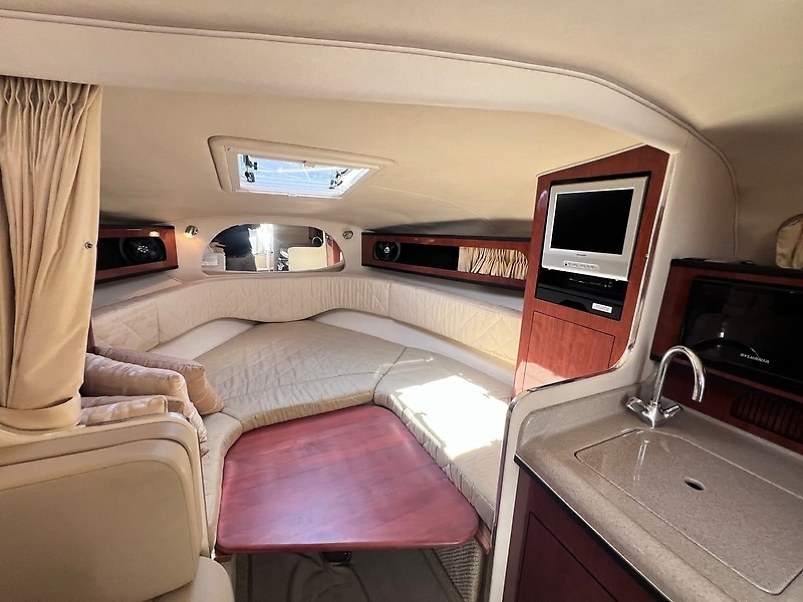 2006 Sea Ray 280 Sundancer - Photo 11