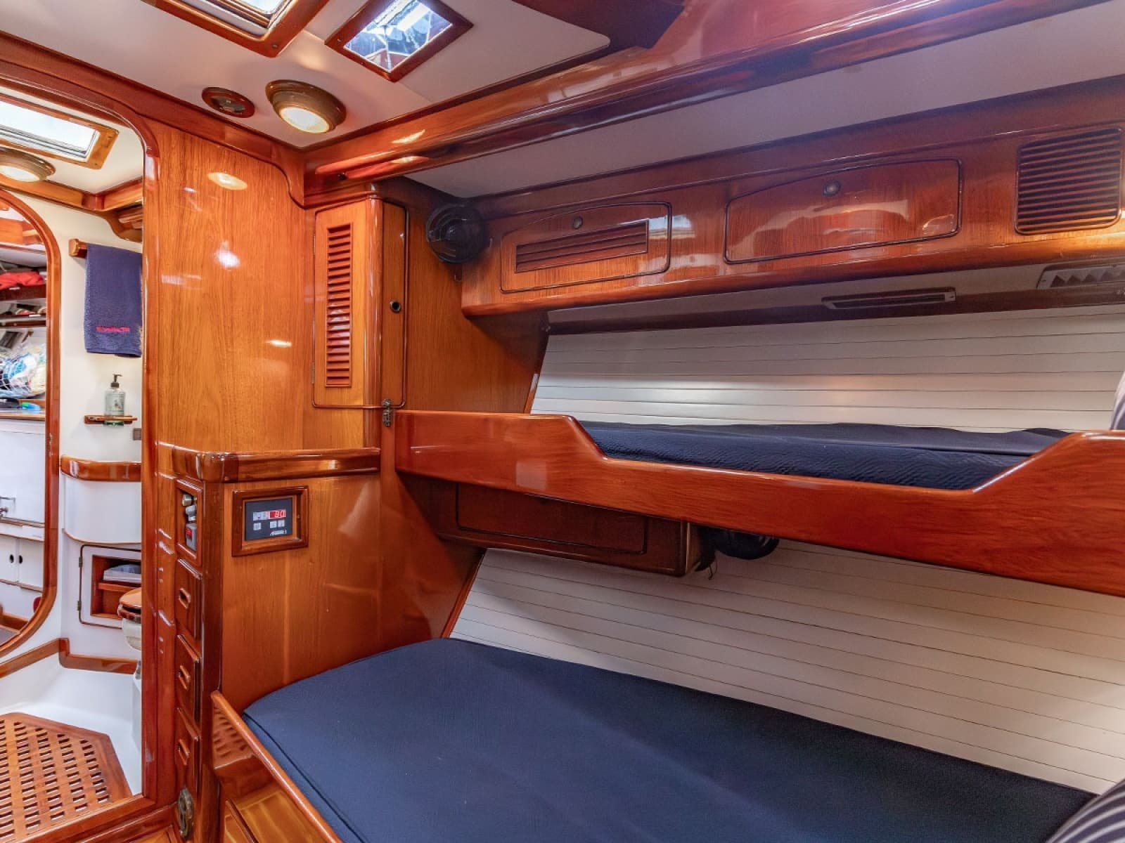 1992 Little Harbor 60 - Photo 40