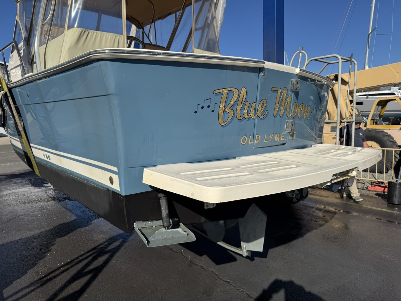 2007 Mainship Pilot 30 - Photo 19