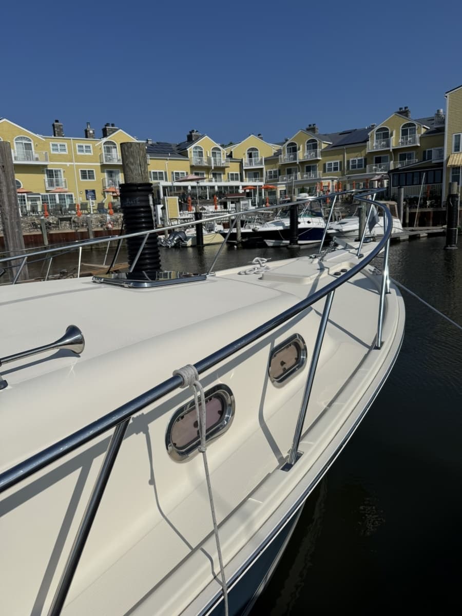 2007 Mainship Pilot 30 - Photo 5