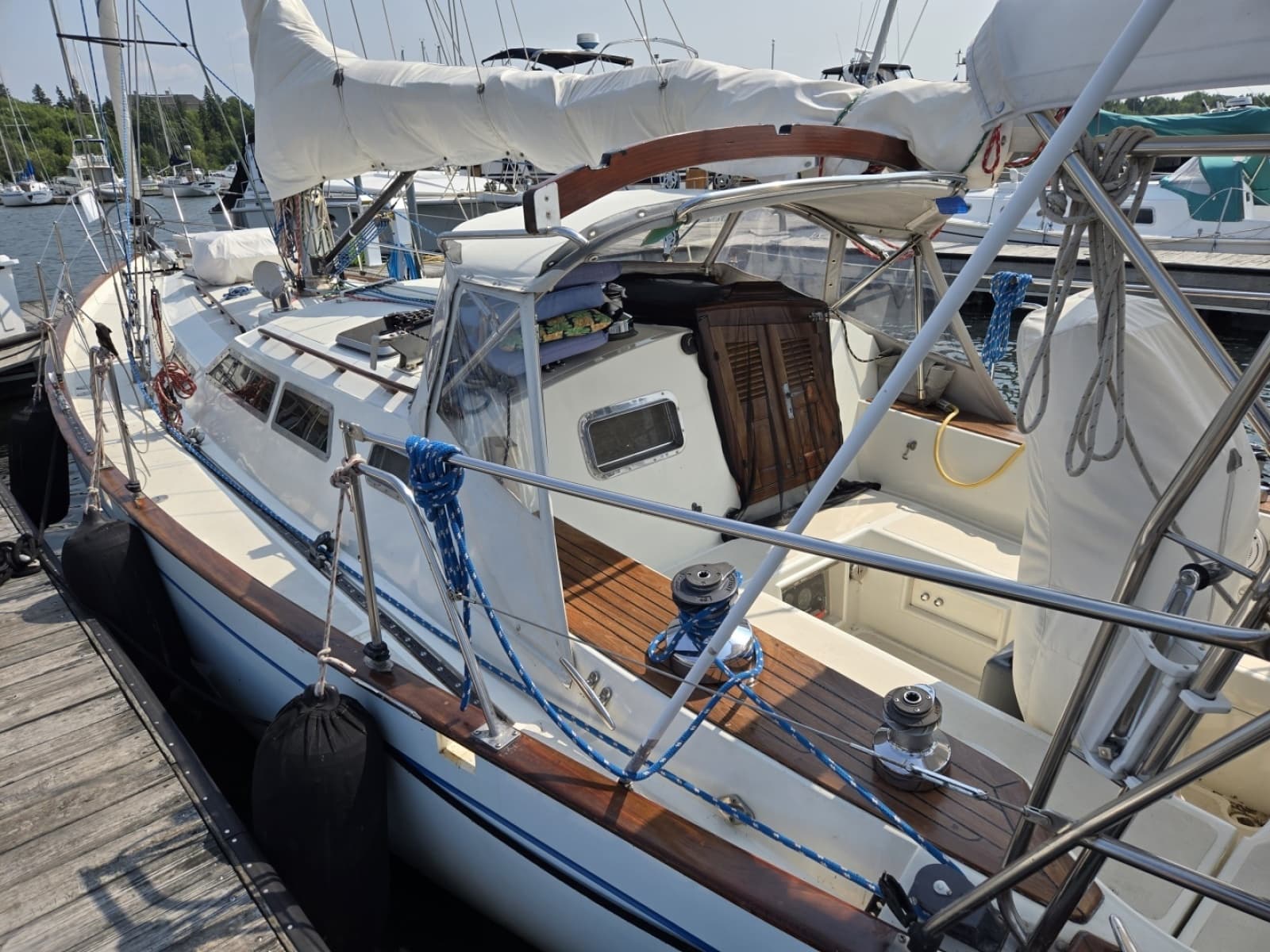 1986 Westsail Fairweather Mariner 39 - Photo 9