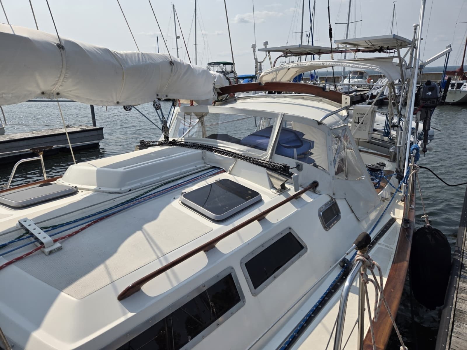 1986 Westsail Fairweather Mariner 39 - Photo 3