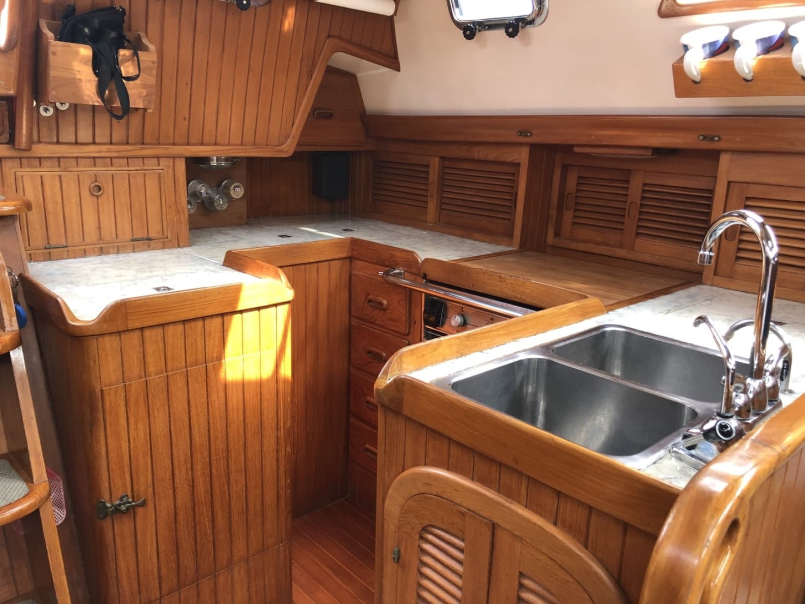 1986 Westsail Fairweather Mariner 39 - Photo 15